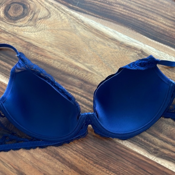 Natori Feathers Underwire Contour Bra, Blue, Size 36D - Picture 5 of 7